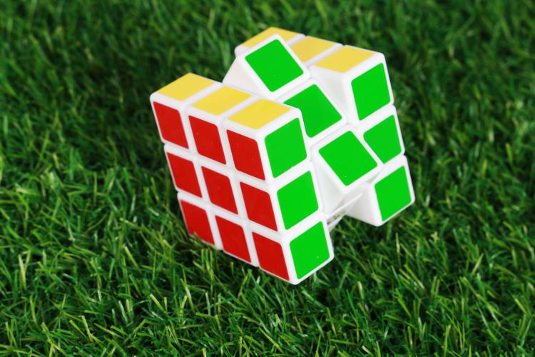 網(wǎng)紅玩具是一個(gè)值得投入的細(xì)分品類么？