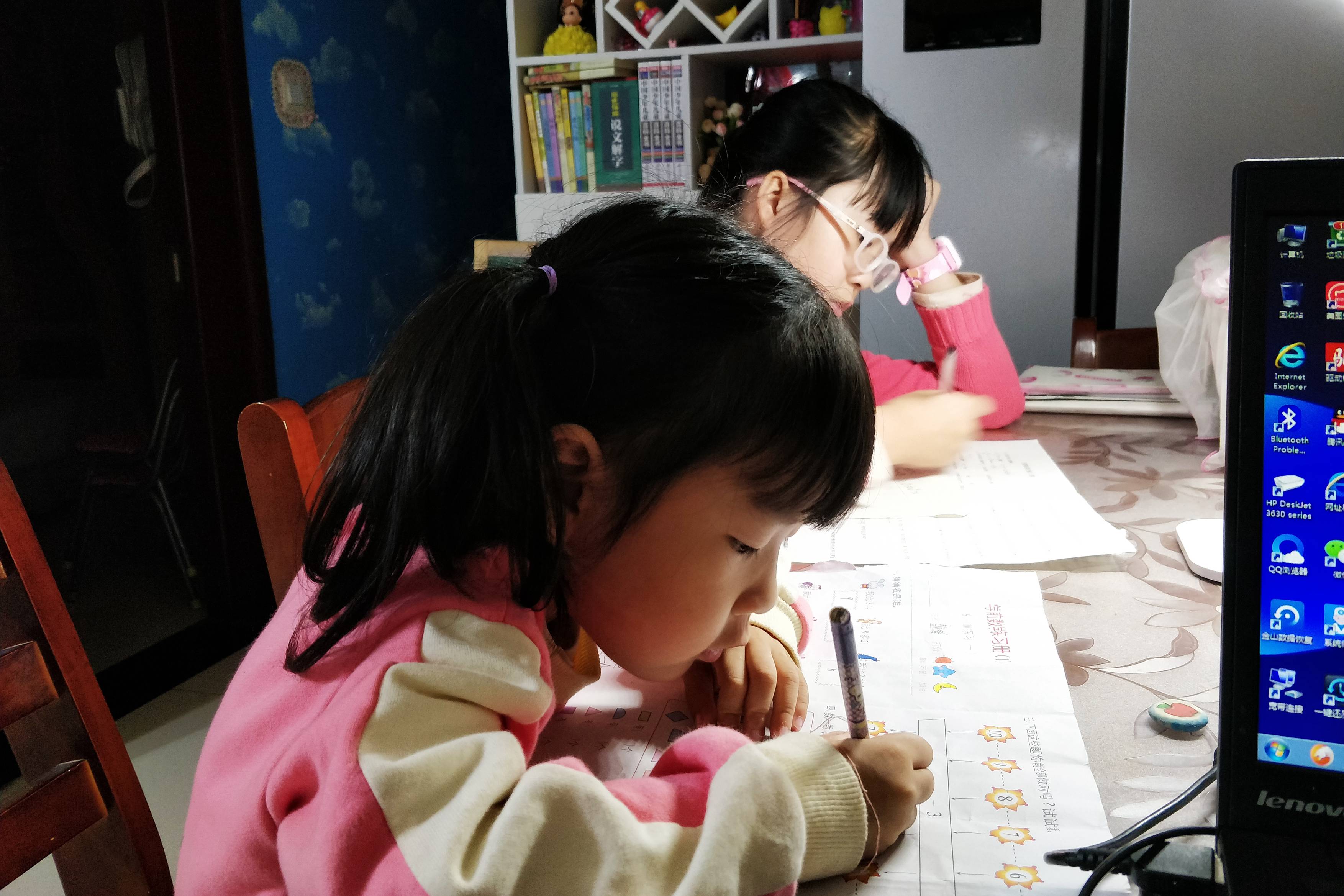 “減負(fù)后，我給孩子多報(bào)了3個(gè)班”