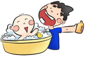 注意！孩子3歲以后不宜與異性家長(zhǎng)同洗澡