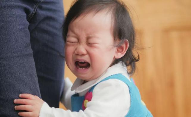孩子任性、不聽話？爸爸媽媽的這三種行為有很大關(guān)系