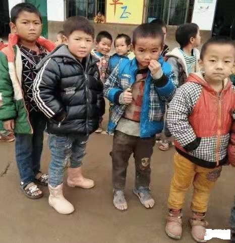 這4種棉鞋上“黑名單”，家長們給孩子買鞋要注意了
