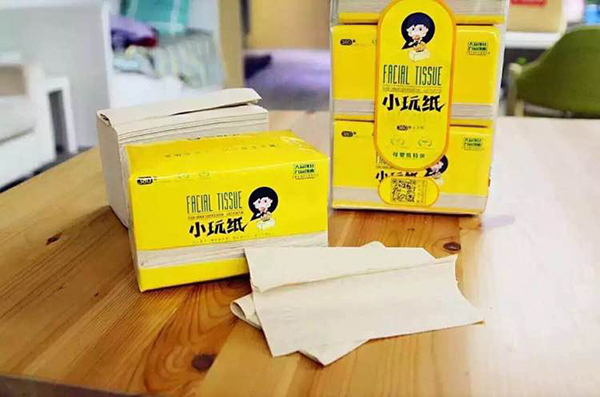 央視曝光一批毒紙巾，不少家長(zhǎng)曾瘋狂搶購(gòu)