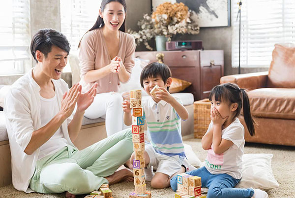 孩子能不能出息，都藏在父母的言行里