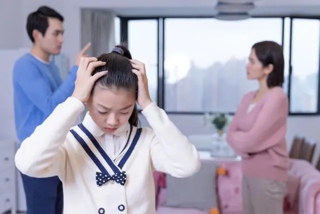 “我不想成為像你一樣的父母”，與原生家庭和解，就是一場(chǎng)騙局？