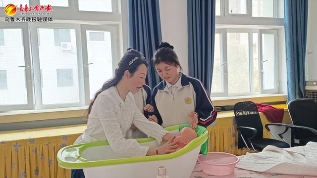 家有0-3歲幼兒需要照護(hù)，先看看專業(yè)的“哄娃”人才是如何煉成的？