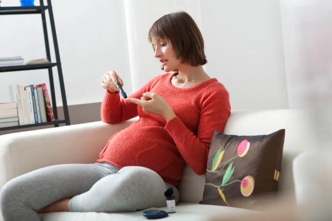 懷孕期間血糖高，請(qǐng)收好這份糖媽媽們的運(yùn)動(dòng)小寶典