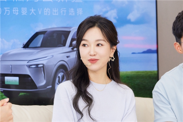 糕媽家新疆奇妙旅，藍(lán)山帶娃漫游西域