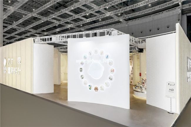 Babycare“紙制展館”亮相2025 CBME，多維度詮釋品牌理念