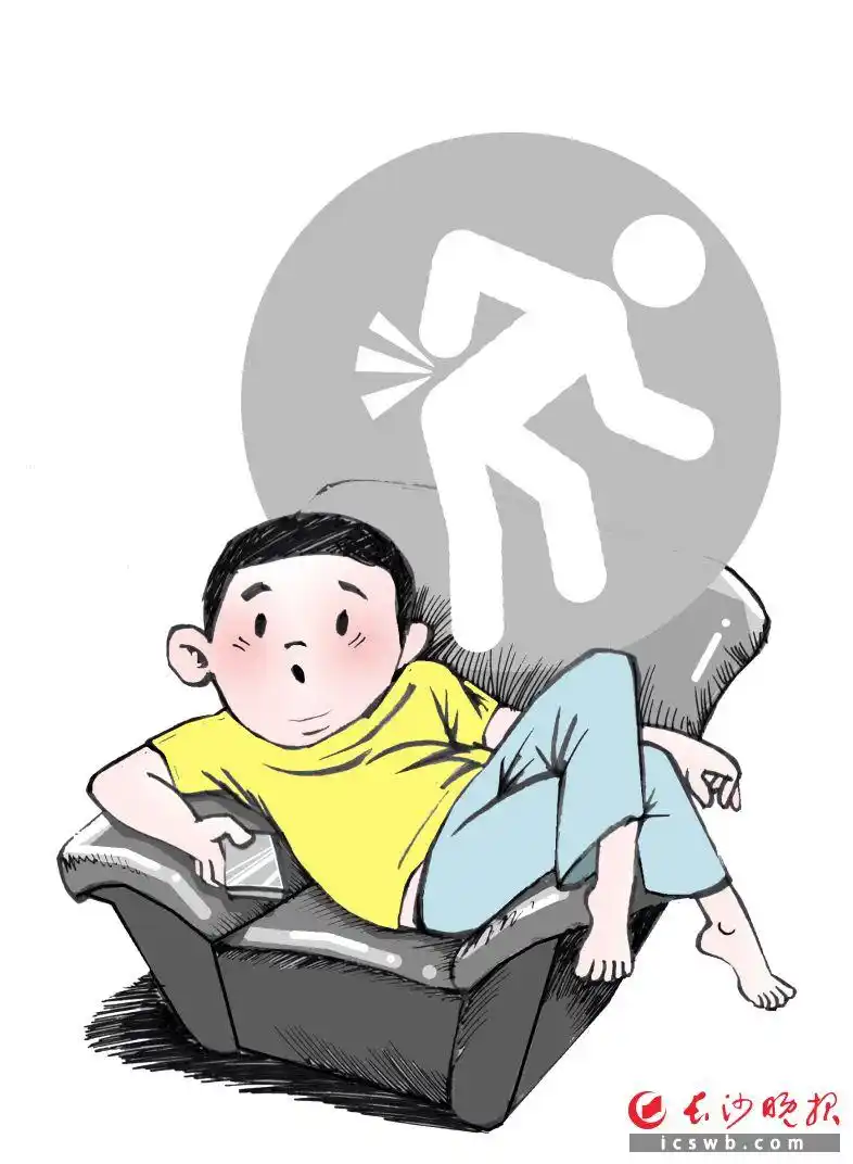 沙發(fā)上“湊合”，他差點(diǎn)四肢癱瘓！平時(shí)要養(yǎng)成良好生活習(xí)慣、做好脊髓保護(hù)